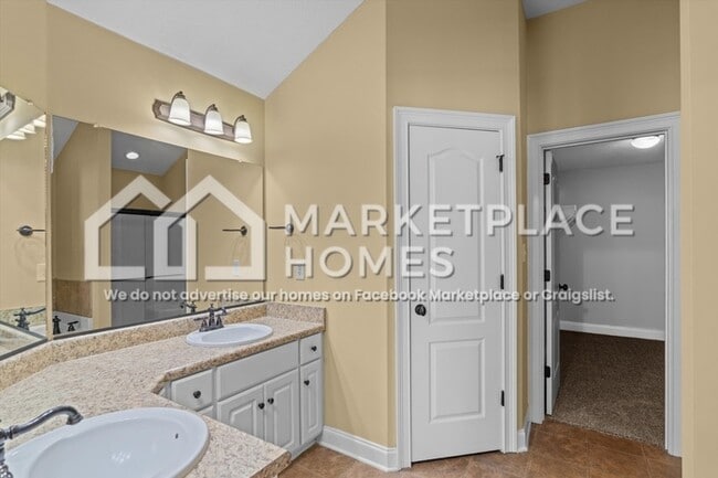 Building Photo - 4831 High Meadows Dr
