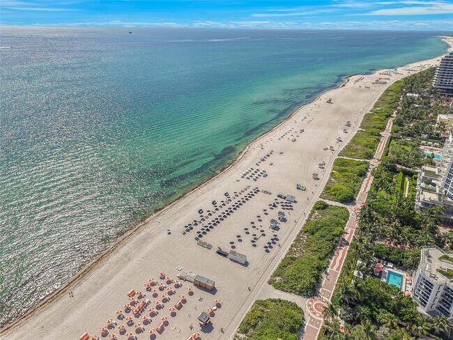 Building Photo - 4141 Collins Ave