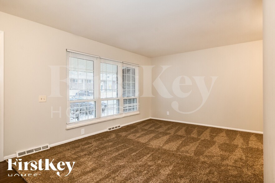 Building Photo - 10522 Copperfield Dr