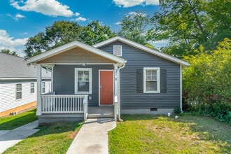 Building Photo - 316 Gower St