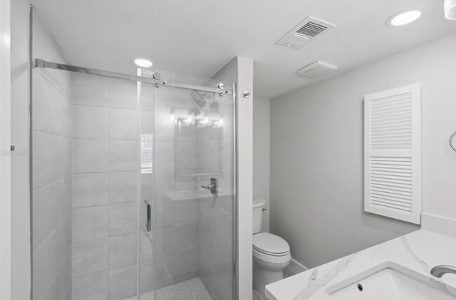 Building Photo - 6300 Flotilla Dr