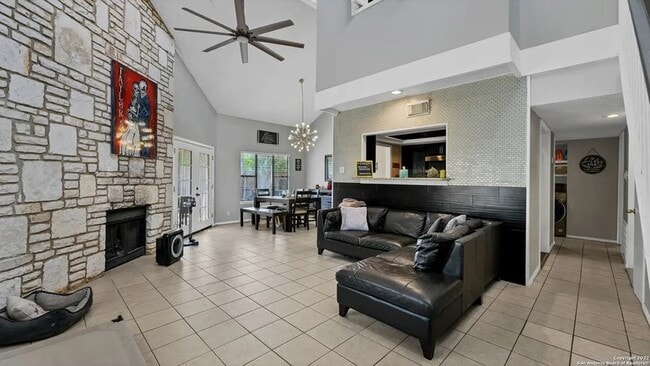 Building Photo - 8515 Echo Creek Ln