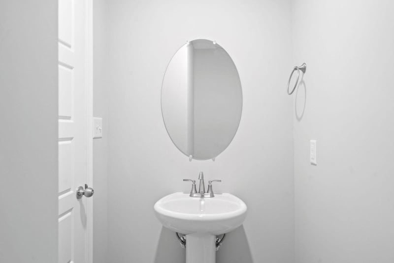 Building Photo - 645 Stowe Ct