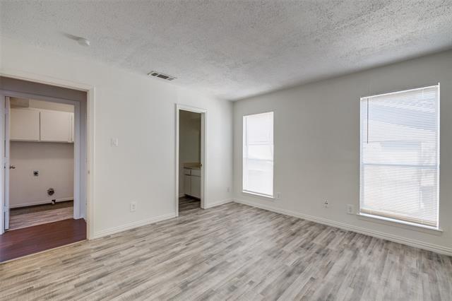 Building Photo - 2733 St George Pl