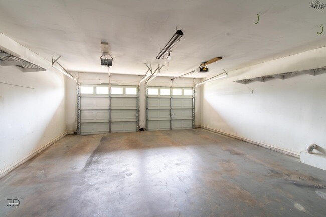 Building Photo - 9 Lackland Cir