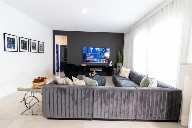 Building Photo - 35576 Eastbrook Ave