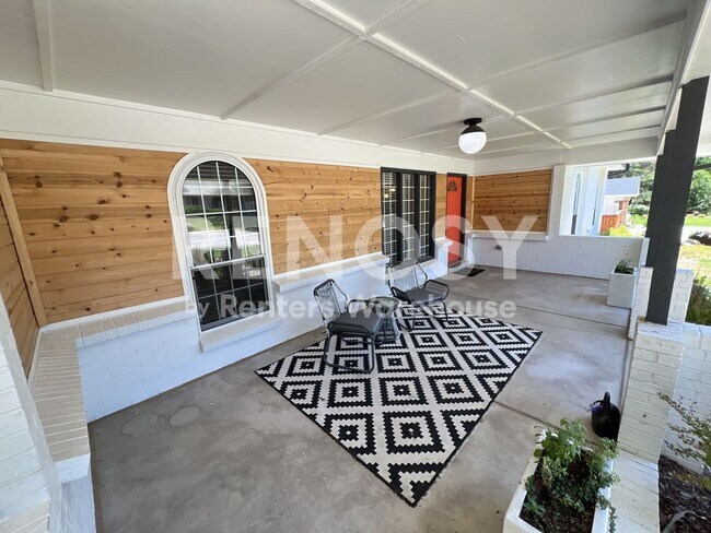 Building Photo - 7274 S Chase Way