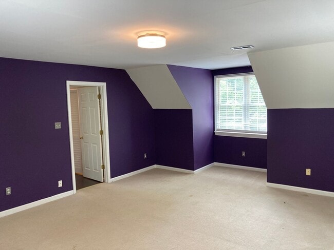 Building Photo - 5901 Tuskwillow Dr