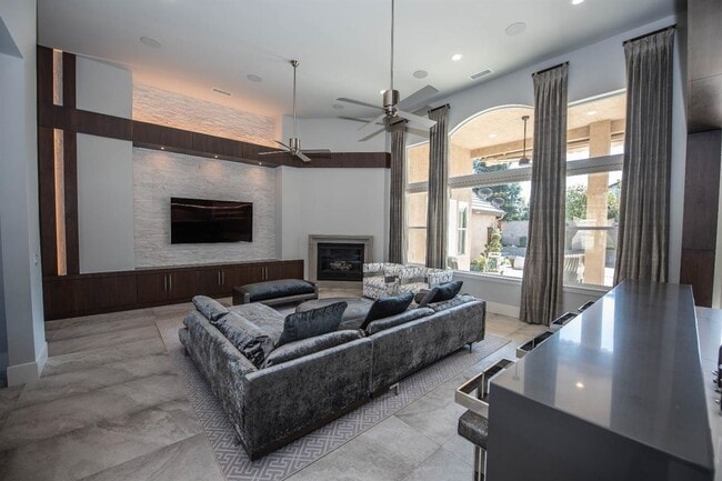 Building Photo - Luxury Unfurnished Single-Story Custom Home for Lease in Copper Ridge