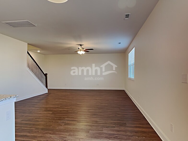 Building Photo - 4873 Chutney Dr