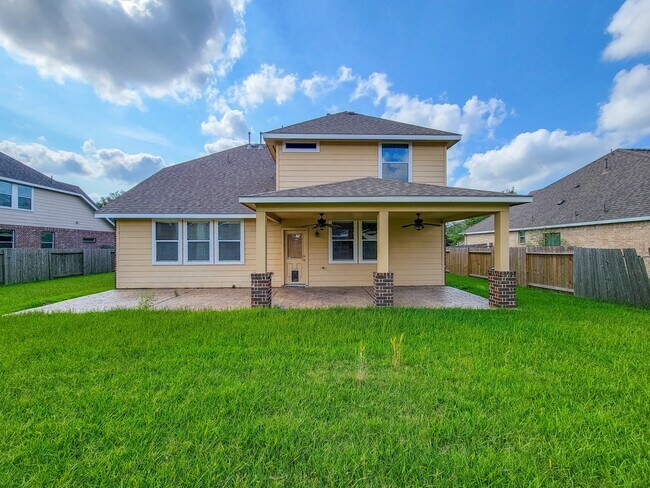 Building Photo - 805 Arlington Pointe Dr