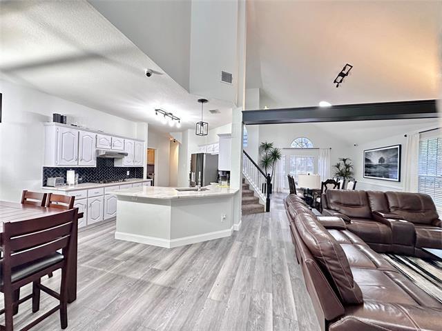 Building Photo - 1707 Rosbury Ct