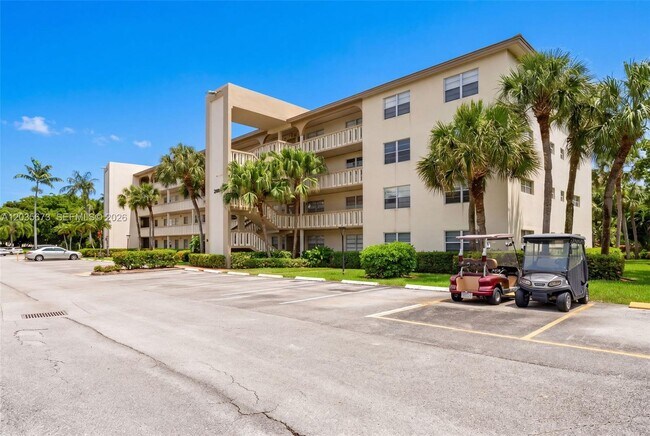 Building Photo - 2401 Antigua Cir