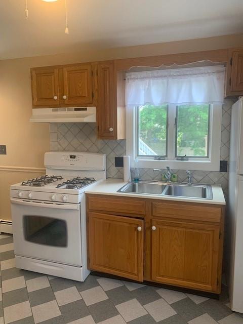 Building Photo - 69 Dorr Ave