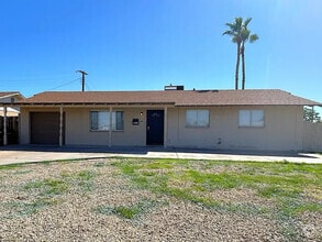 Building Photo - 3011 N 51st Ave