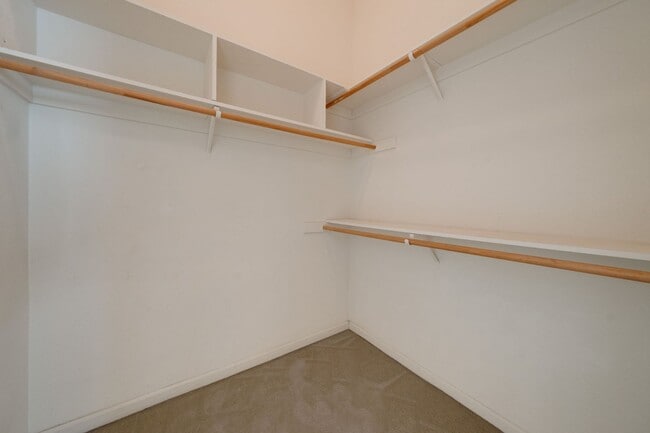 Building Photo - 9538 Fox Wind Ct