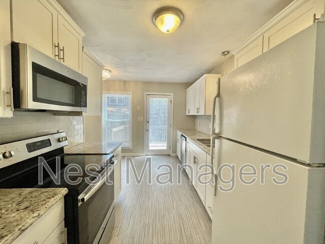 Building Photo - 820A Anarine Rd