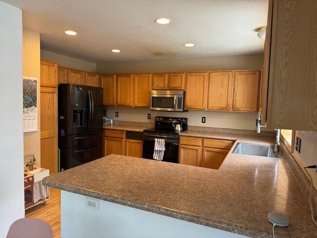 Building Photo - Stunning Home Near Waneka Lake with Modern Upgrades