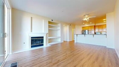 Building Photo - 123 Warbler Ln