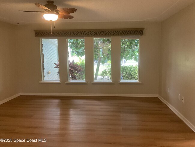 Building Photo - 2435 Sykes Creek Dr