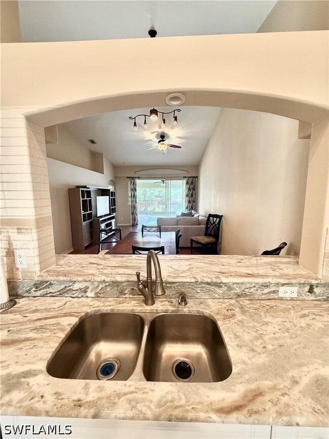 Building Photo - 8440 Ibis Cove Cir