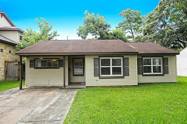 Primary Photo - 1618 Chippendale Rd