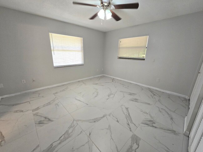 Building Photo - Deland  - 2 Bedroom, 2 Bathroom -  $1,695.00