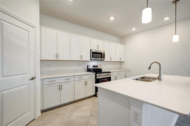 Building Photo - 11387 Pinot Dr