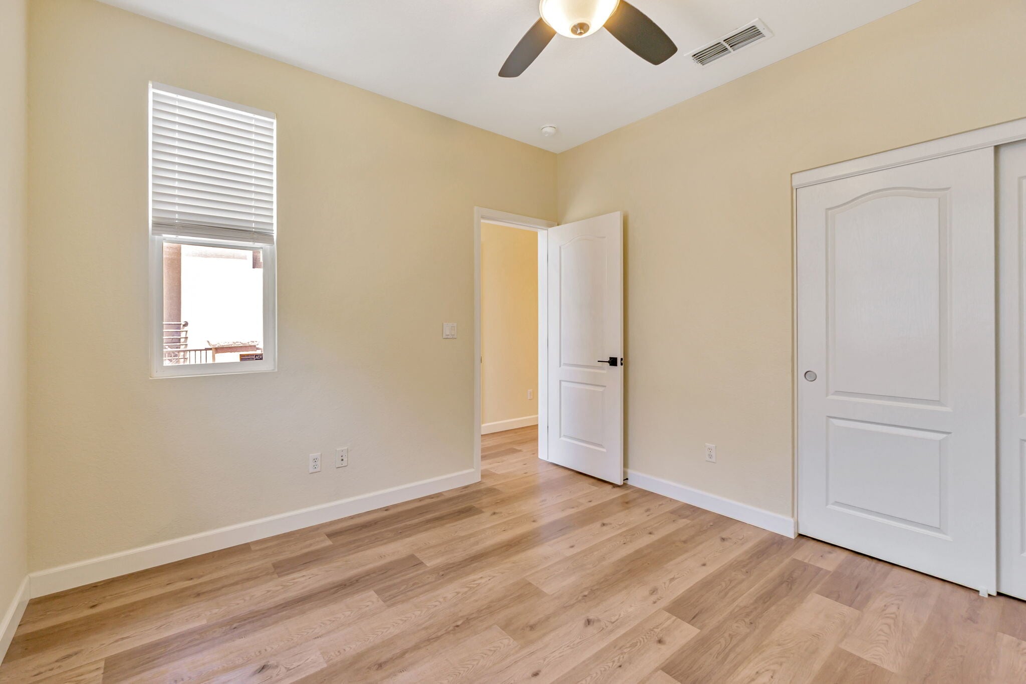 Building Photo - 2678 Deerwood Dr