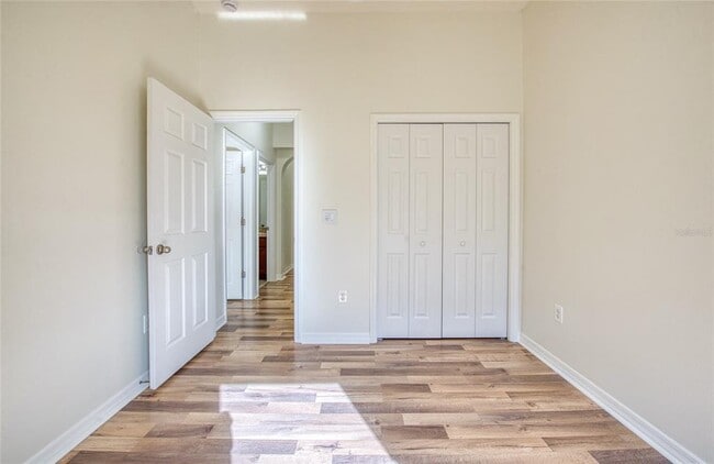 Building Photo - 4670 69th Pl N