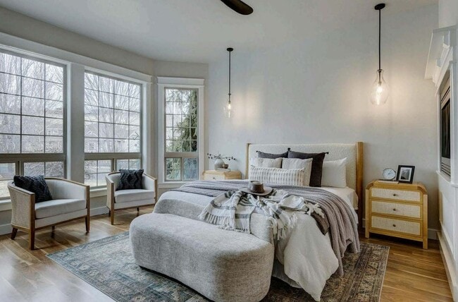 Building Photo - Beautiful home perfect for entertaining