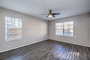 Building Photo - 211 Pine Shadow Dr