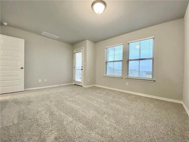 Building Photo - 1701 Yaupon Grove Ln