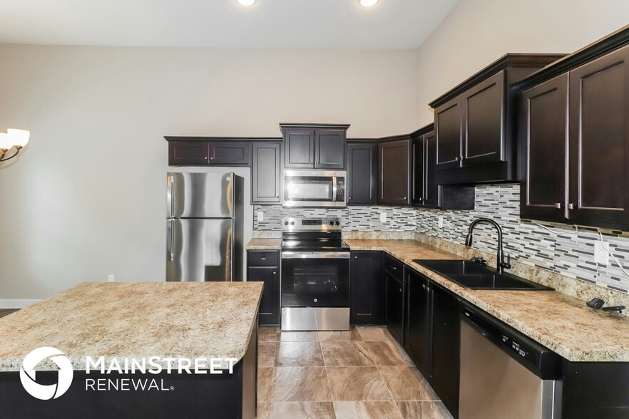 Building Photo - 1385 Switzer Dr