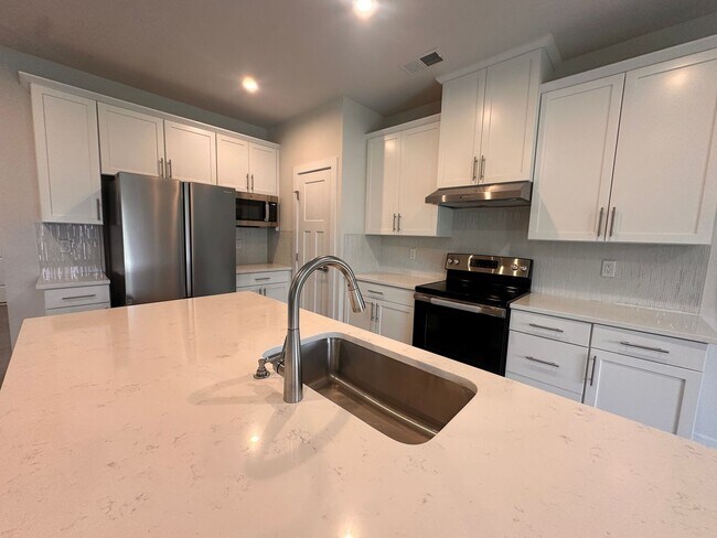 Building Photo - 1668 Burtonwood Dr