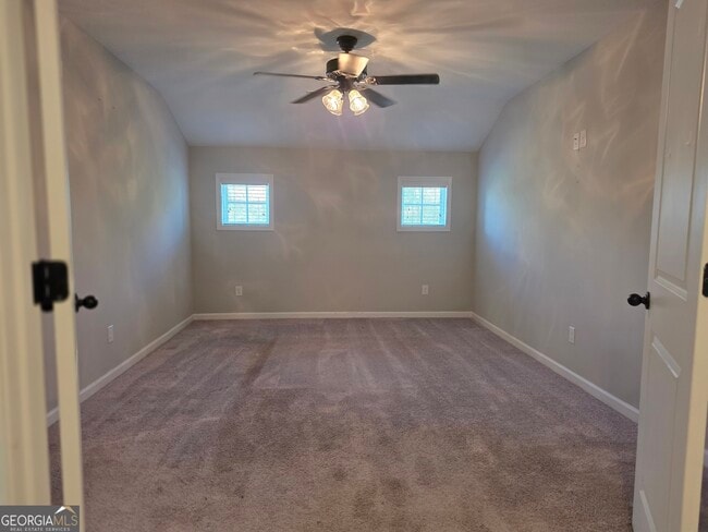 Building Photo - 132 W River Cane Run