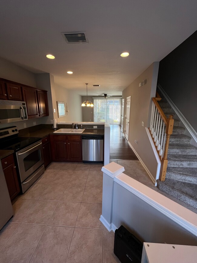 Kitchen - 6768 Arching Branch Cir