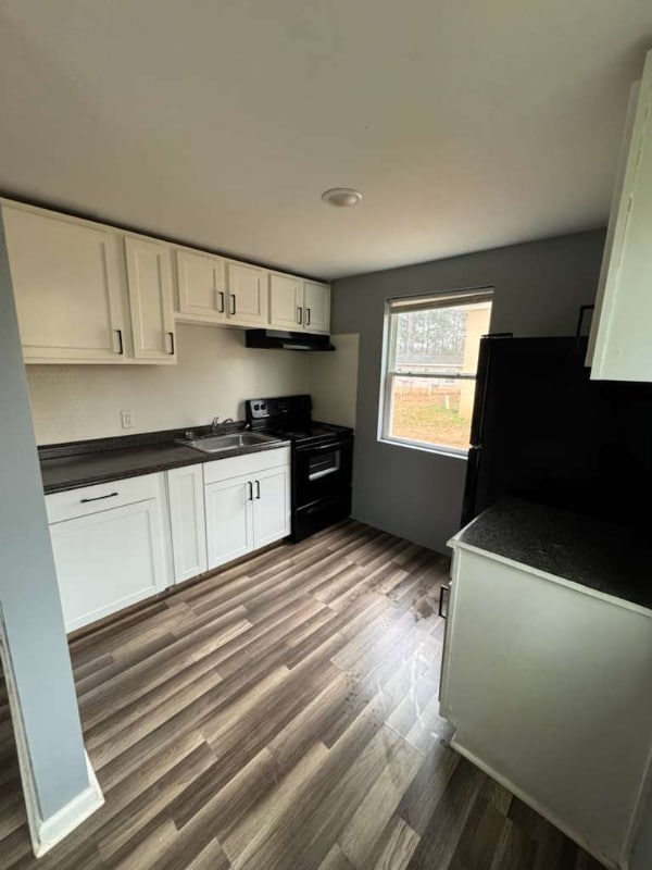 Building Photo - 201 Chandler Dr