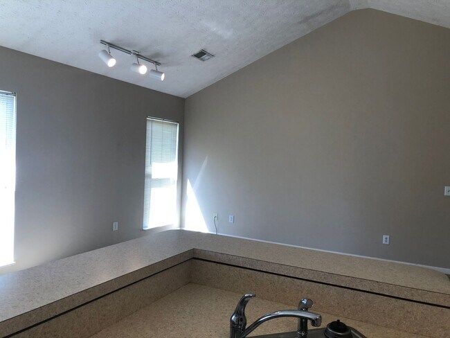 Building Photo - Lovely ranch home in Madison! Coming Soon