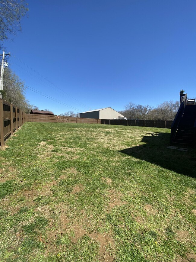 Building Photo - 2638-2637 7 Mile Ferry Rd
