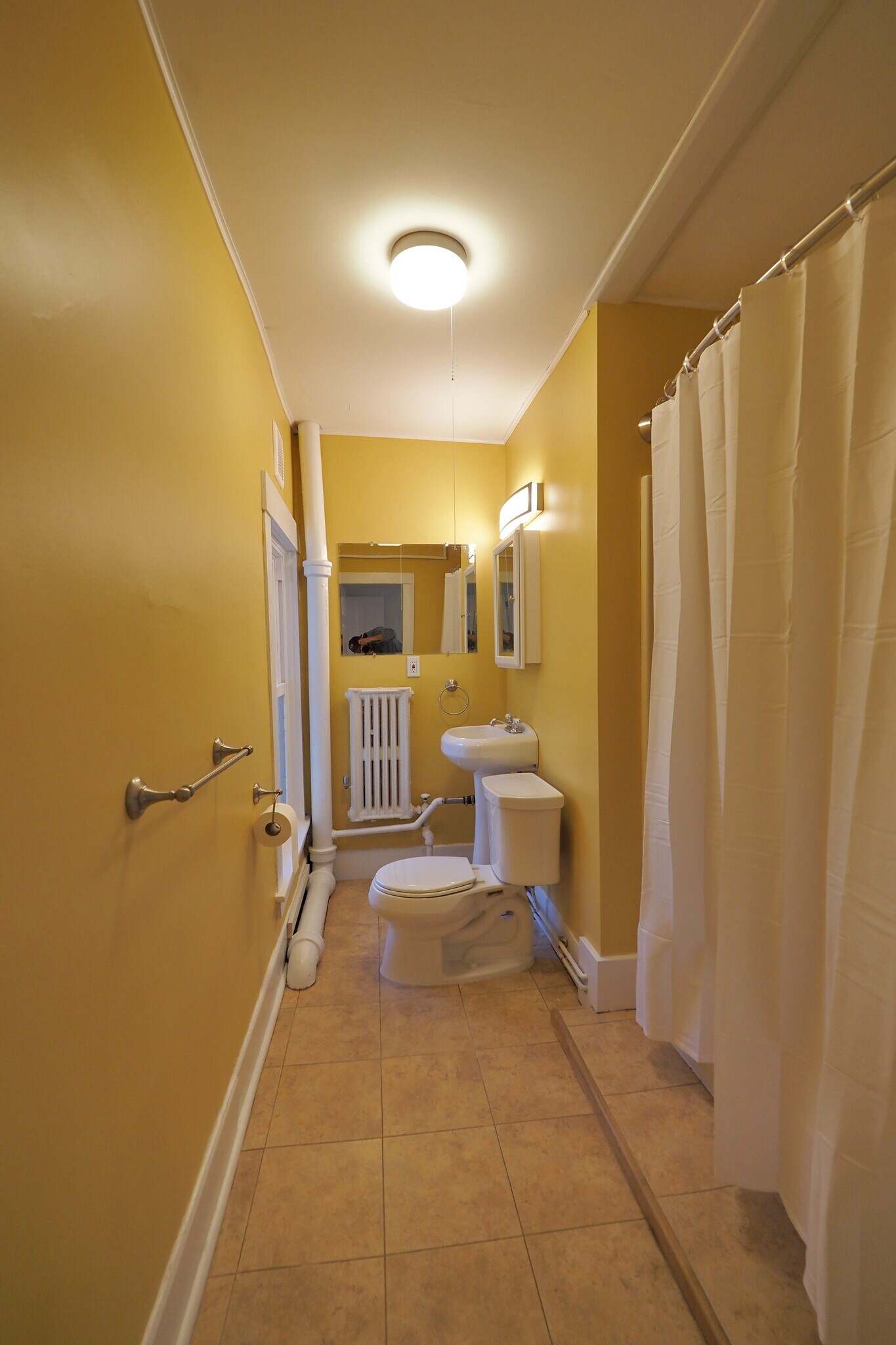 Building Photo - 197 Western Ave