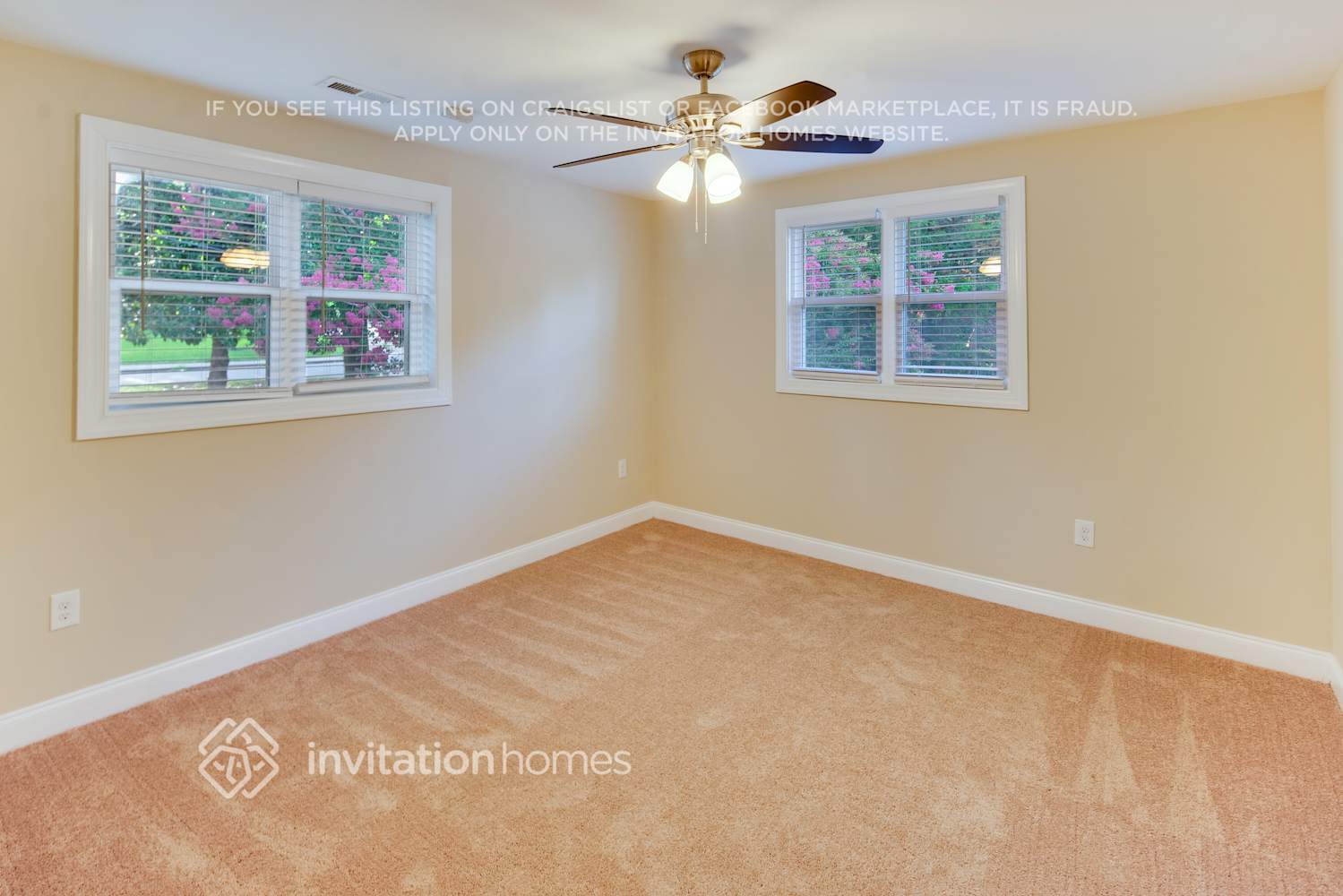 Building Photo - 1517 Lasalle St