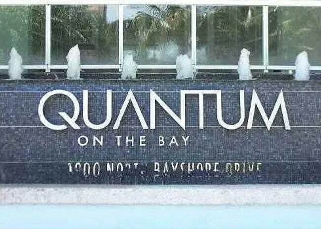 Building Photo - 1900 N Bayshore Dr