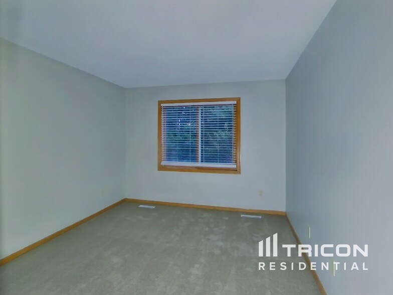 Building Photo - 13537 Dellwood Ct