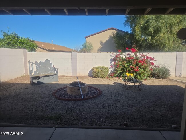 Building Photo - 1958 E Renegade Trail