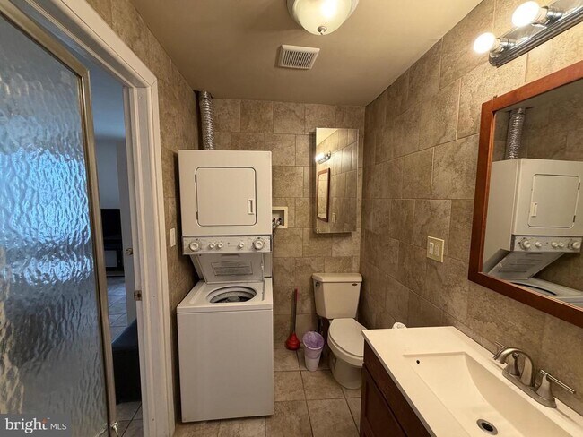 Building Photo - 7103 Rising Sun Ave