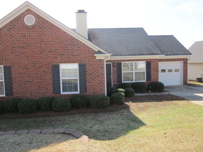 Building Photo - Awesome 3 Bedroom in Pinecrest!