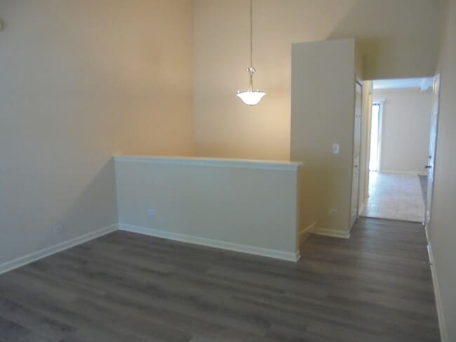 Building Photo - 1114 Stratford Ln