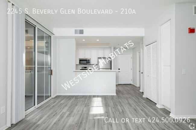 Building Photo - 2245 S Beverly Glen Blvd
