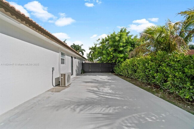 Building Photo - 15862 SW 286th St